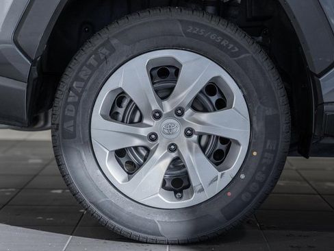 Used 2023 Toyota RAV4 LE image 14