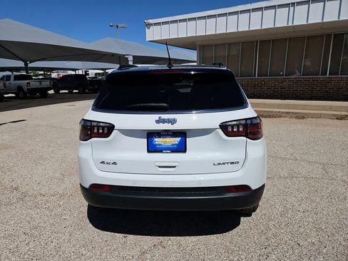 Used 2025 Jeep Compass Limited AWD/4WD image 7
