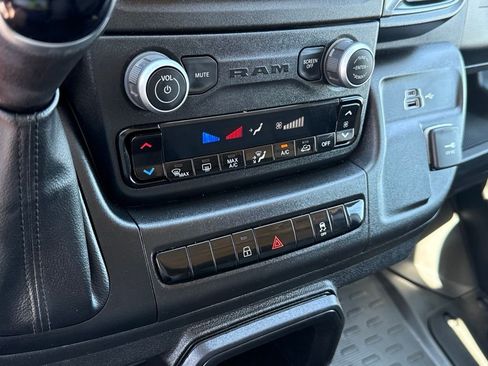 Used 2025 RAM ProMaster 3500 w/ Convenience Group FWD image 29