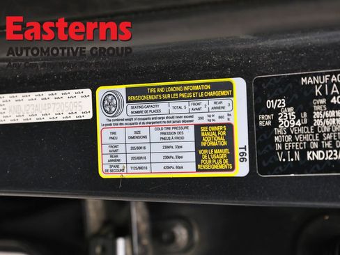 Used 2023 Kia Soul LX w/ LX Technology Package FWD image 34