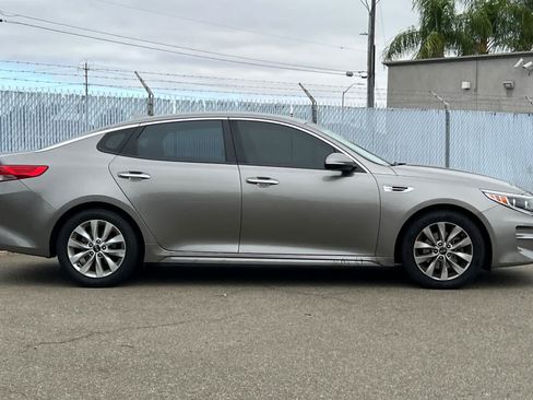 Used 2016 Kia Optima EX FWD image 6