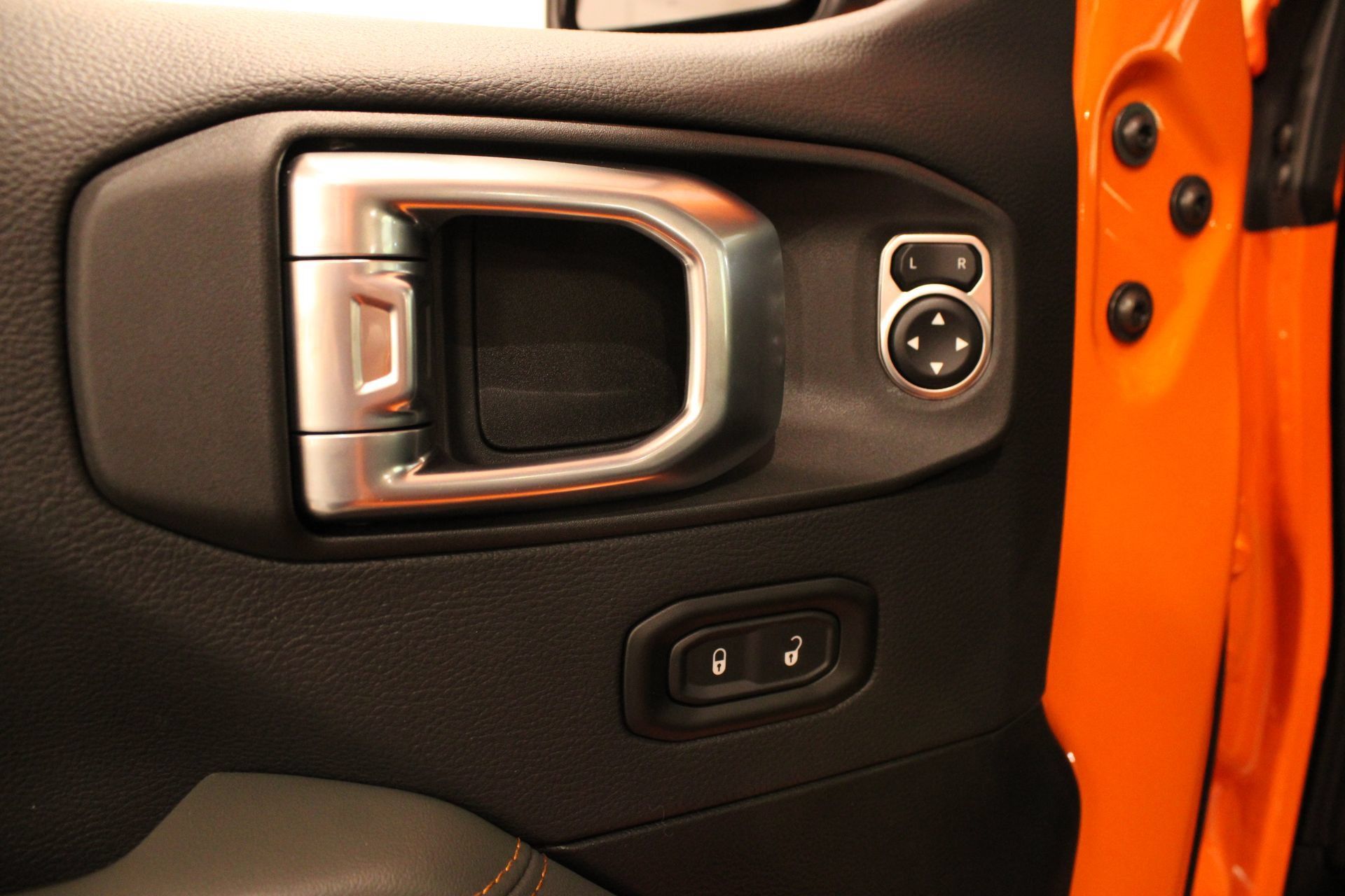 New 2026 Jeep Gladiator Mojave AWD/4WD image 28
