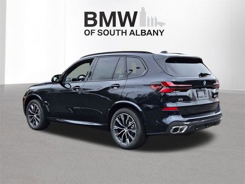 New 2026 BMW X5 M60i image 5