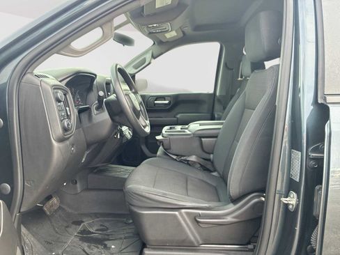 Certified 2019 Chevrolet Silverado 1500 Custom Trail Boss w/ Custom Convenience Package image 18