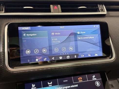Used 2019 Land Rover Range Rover Velar S AWD/4WD image 32