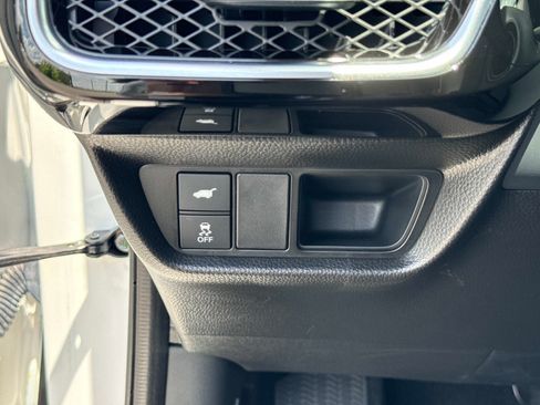 Used 2025 Acura ADX FWD image 33