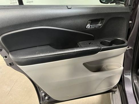 Used 2016 Honda Pilot EX-L image 16