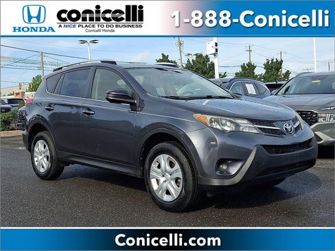 Used 2015 Toyota RAV4 LE AWD/4WD image 1