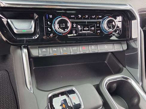 New 2026 GMC Sierra 1500 Denali w/ Technology Package AWD/4WD image 19