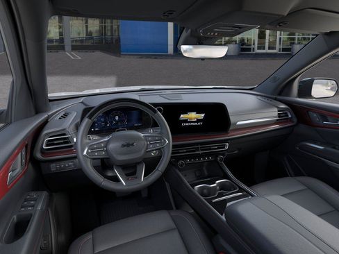 New 2026 Chevrolet Traverse Z71 w/ Enhanced Driving Package AWD/4WD image 15