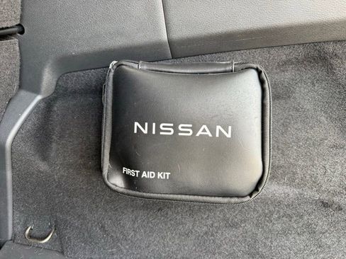 Used 2022 Nissan Rogue SL FWD image 27