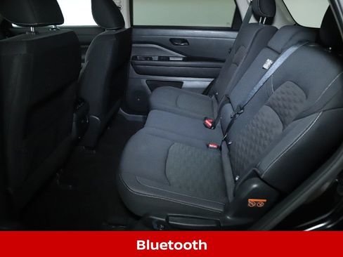 Certified 2024 Nissan Pathfinder SV AWD/4WD image 16