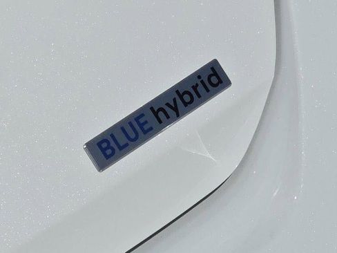 New 2026 Hyundai Elantra Hybrid FWD image 7