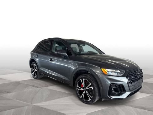 Used 2025 Audi Q5 2.0T Premium Plus w/ Premium Plus Package AWD/4WD image 2