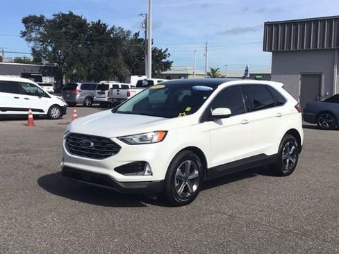 Certified 2021 Ford Edge SEL w/ Convenience Package image 2