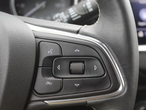 Used 2023 Buick Encore GX Select w/ Sport Touring Package FWD image 11