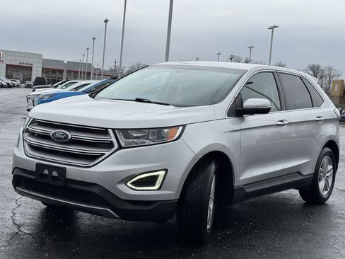 Used 2018 Ford Edge SEL image 15