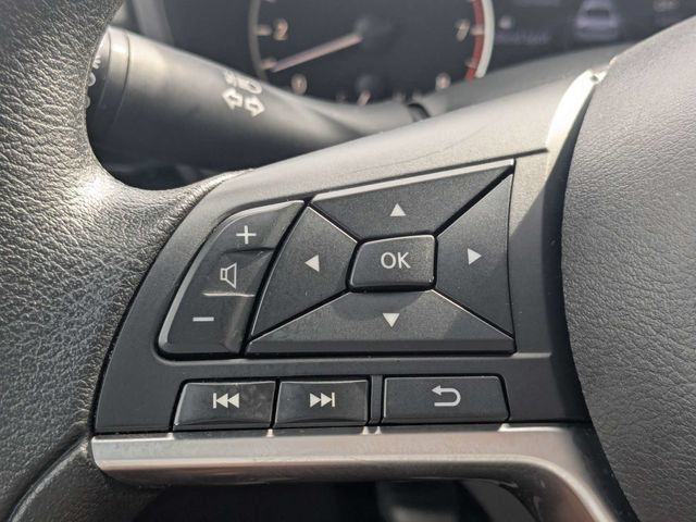 Used 2025 Nissan Altima 2.5 SV FWD image 21
