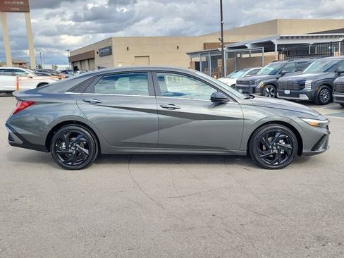 New 2026 Hyundai Elantra SEL Sport FWD image 26