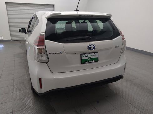 Used 2015 Toyota Prius V Two image 6