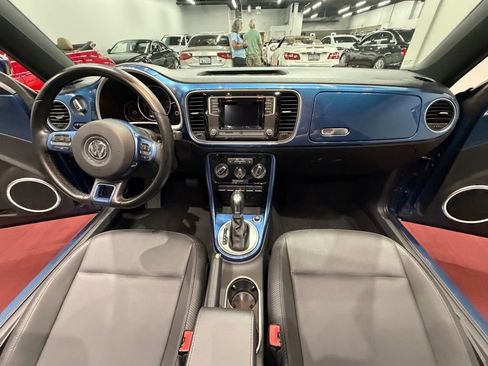 Used 2019 Volkswagen Beetle 2.0T S FWD image 35