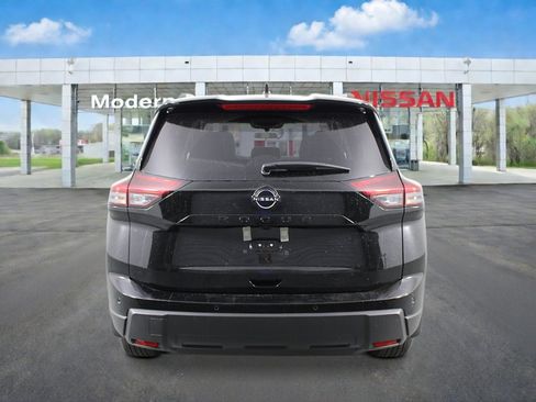 New 2026 Nissan Rogue Dark Armor FWD image 4