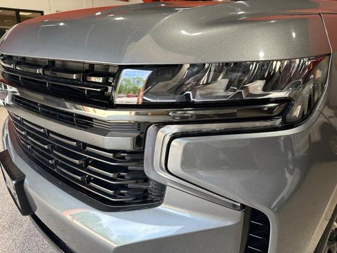 Used 2021 Chevrolet Suburban RST image 7