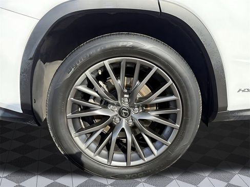 Used 2019 Lexus RX 450h F Sport image 9