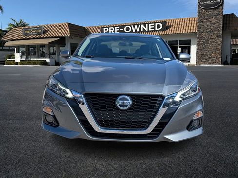 Used 2021 Nissan Altima 2.5 SL image 2