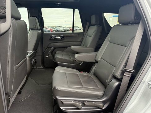 Used 2025 Chevrolet Tahoe Z71 w/ Z71 Off-Road Package image 15