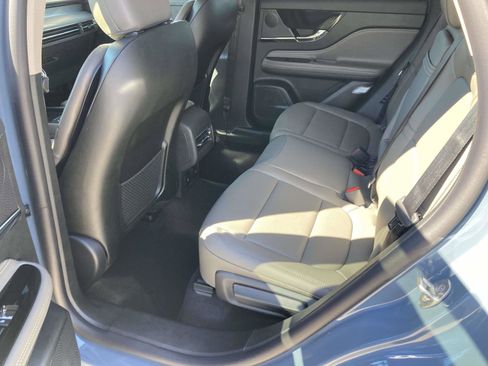 New 2026 Lincoln Corsair Premiere image 16