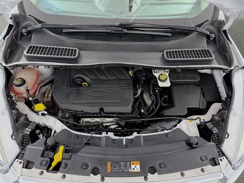 Used 2018 Ford Escape SE image 31