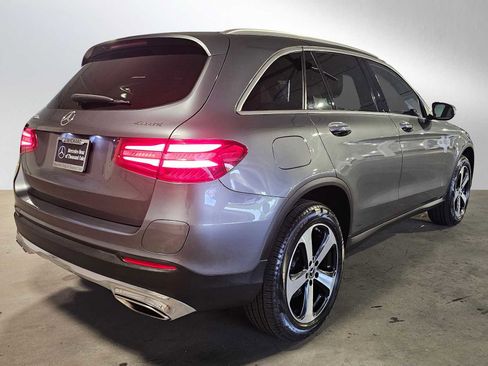 Used 2019 Mercedes-Benz GLC 350e 4MATIC image 4