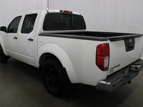 Used 2018 Nissan Frontier SV w/ Value Truck Package image 7