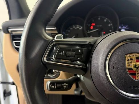 Used 2024 Porsche Macan Base image 35