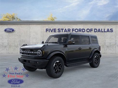 New 2025 Ford Bronco Outer Banks image 1