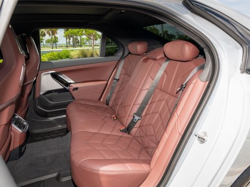 Used 2023 BMW 740i w/ Parking Assistance Package RWD image 22