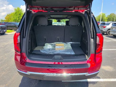New 2026 GMC Yukon Elevation w/ Elevation Premium Package AWD/4WD image 28