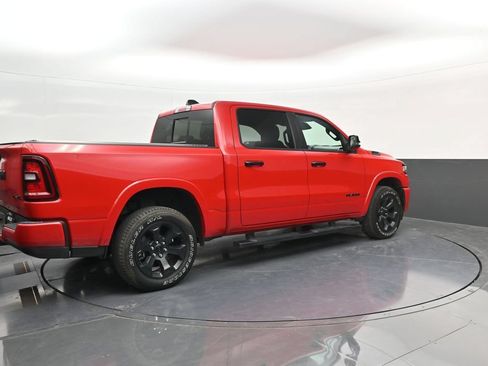 Used 2025 RAM 1500 Big Horn AWD/4WD image 7