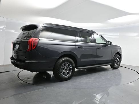 Used 2025 Ford Expedition Max Active RWD image 42