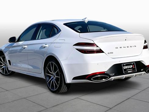 Used 2026 Genesis G70 2.5T Prestige image 11