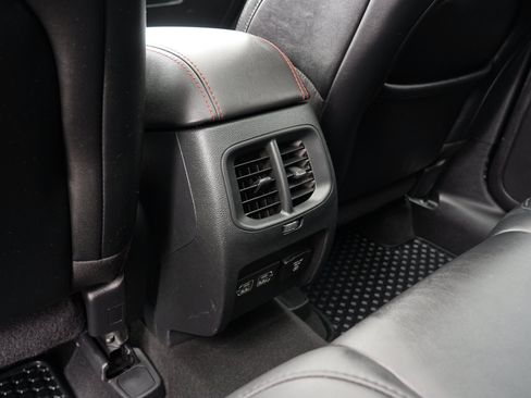 Used 2022 Jeep Cherokee Trailhawk w/ Sun, Sound & Nav Group AWD/4WD image 27