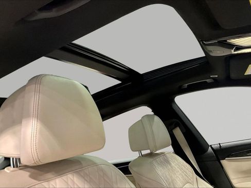 Used 2018 BMW 640i Gran Turismo xDrive AWD/4WD image 27