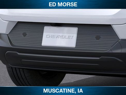 New 2026 Chevrolet Equinox EV LT image 14