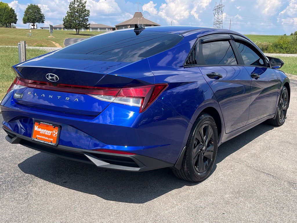 Used 2023 Hyundai Elantra SEL FWD image 10