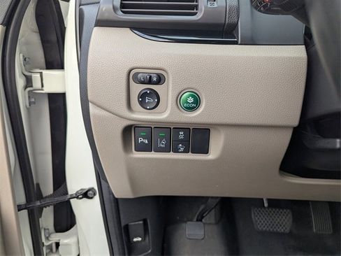 Used 2017 Honda Pilot Elite image 19