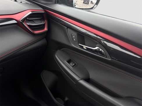 New 2026 Chevrolet TrailBlazer RS w/ Convenience Package image 17