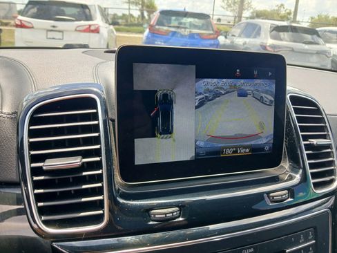 Used 2018 Mercedes-Benz GLE 43 AMG 4MATIC image 33
