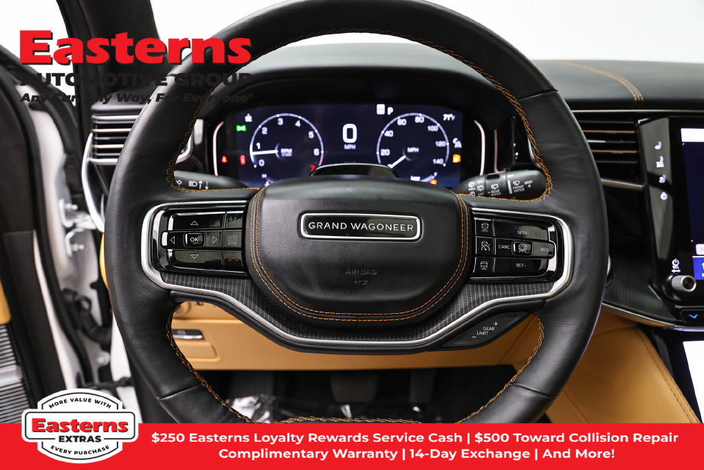 Used 2025 Jeep Grand Wagoneer Series III w/ Rear Seat Video Group 1 AWD/4WD image 11