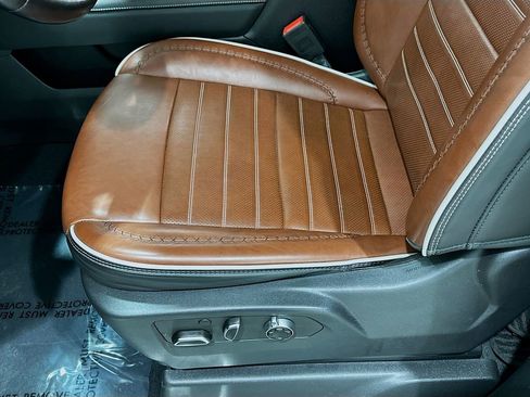 Used 2025 GMC Sierra 3500 Denali Ultimate image 20